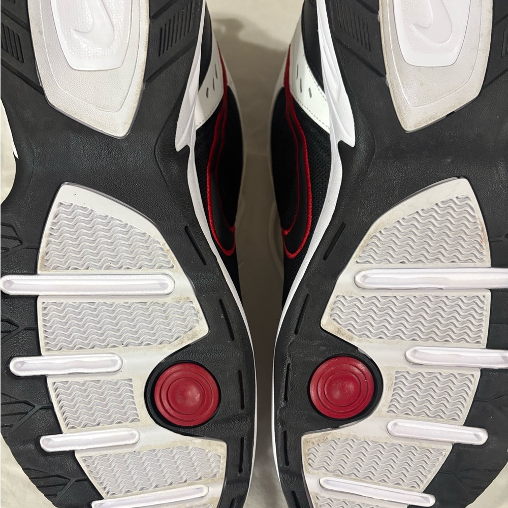 Men’s tennis shoes Nike​ - Picture 8 of 16